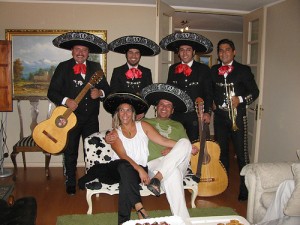 Mariachi chile mexico Avisos gratis en Chile en Quinta Normal |  Mariachis a domicilio 02-7279788, Grandes serenatas con mariachi chile mexico