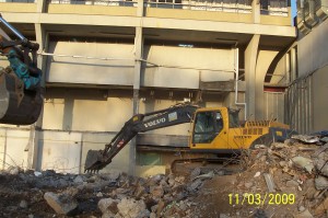 Luis Oyarzun J Avisos gratis en Chile en La Florida |  Demoliciones y excavaciones, movimientos de tierra, , Arriendo de maquinas y equipos para construccion de acuedctos