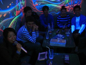 Karaoke Andr&eacute;s Avisos gratis en Chile en Pe&ntilde;aflor |  KARAOKE ARRIENDO LCD TELON O PANTALLA PLASMA FIESTAS, DOMICILIOS EMPRESAS