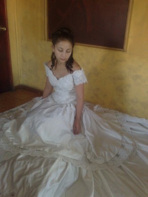 flor Espinoza  Avisos gratis en Chile en Pe&ntilde;alol&eacute;n |  vestidos de novia baratos.tallas grandes y peque&ntilde;as � Pe&ntilde;alolen, excelente calidad variedad en dise&ntilde;os 