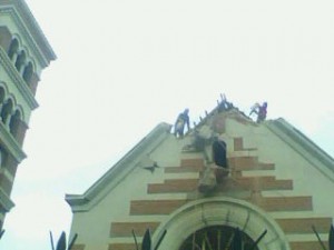 ADOSERVICE    Avisos gratis en Chile en Macul |  reparaciones construcciones transportes retiro escombros 2391821ADOSERVICE, PINTURA REPARACIONES CONSTRUCCION TRANSPORTES  079577401