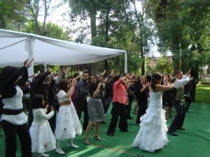  Avisos gratis en Chile en La Florida |  KARAOKE DJ MUSICA ENVASADA TODO EVENTO PANTALLA GIGANTE, Bienvenidos a Djrorromix mejores videos, m&uacute;sica para matrimonios y eventos