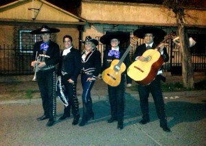 mariachi juarez Avisos gratis en Chile en Santiago |  Serenatas a domicilio, profesionales a tu servicio (09) 88690906, Mariachi juarez serenatas a domicilio