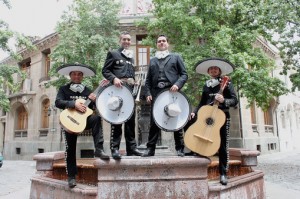 Camilo pezoa Avisos gratis en Chile en Santiago |  Mariachis a domicilio en santiago con los mejores 97465851, Serenatas a domicilio en todo santiago